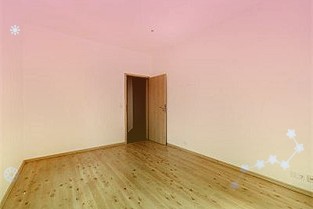 锦屏:羽毛球企业生产忙